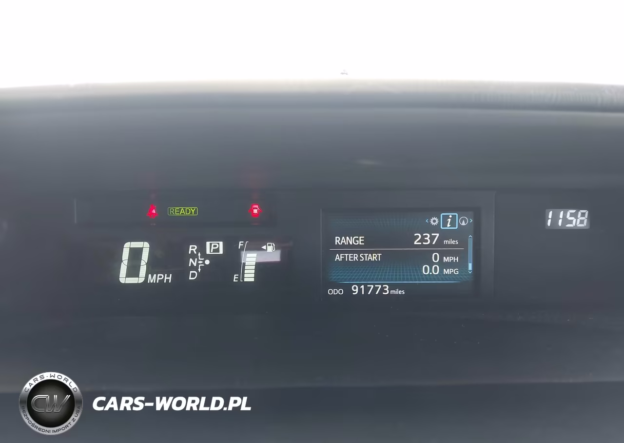 2015 Toyota Prius V Four VIN:JTDZN3EU4FJ025640 - 7