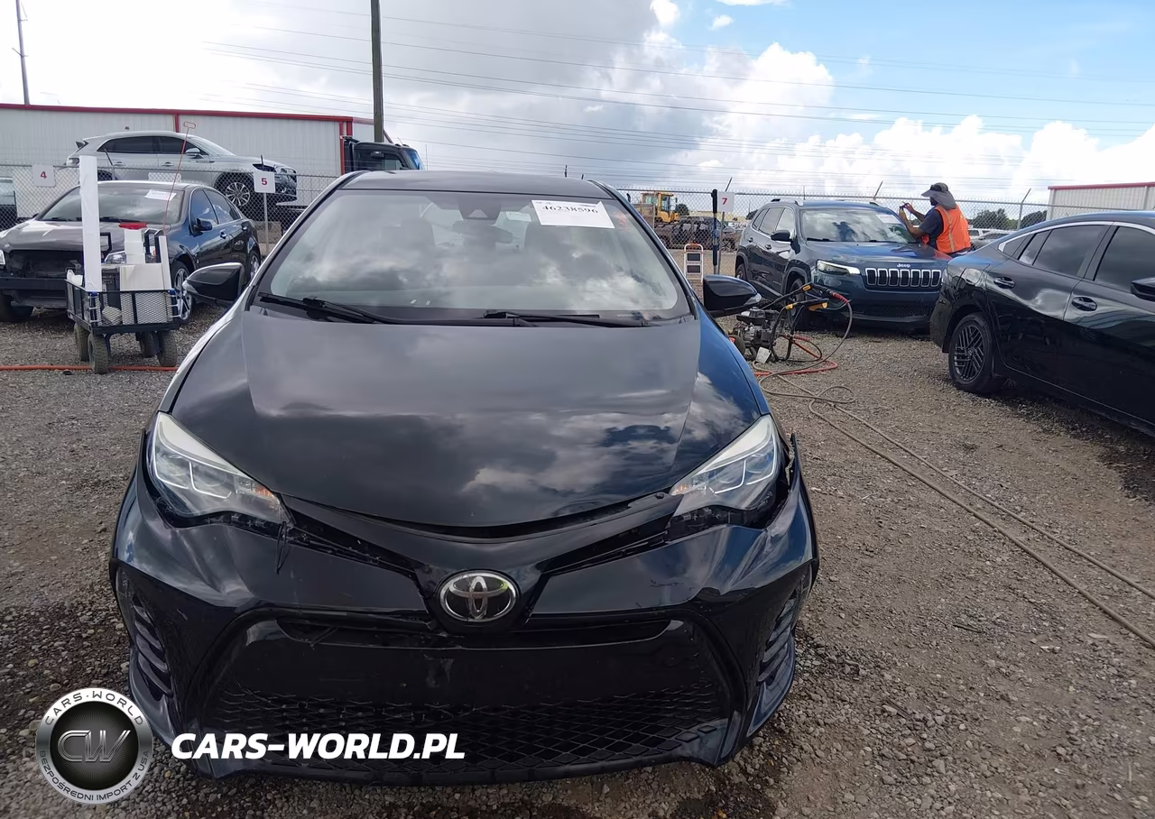 2017 Toyota Corolla Se VIN:5YFBURHE7HP729809 - 12