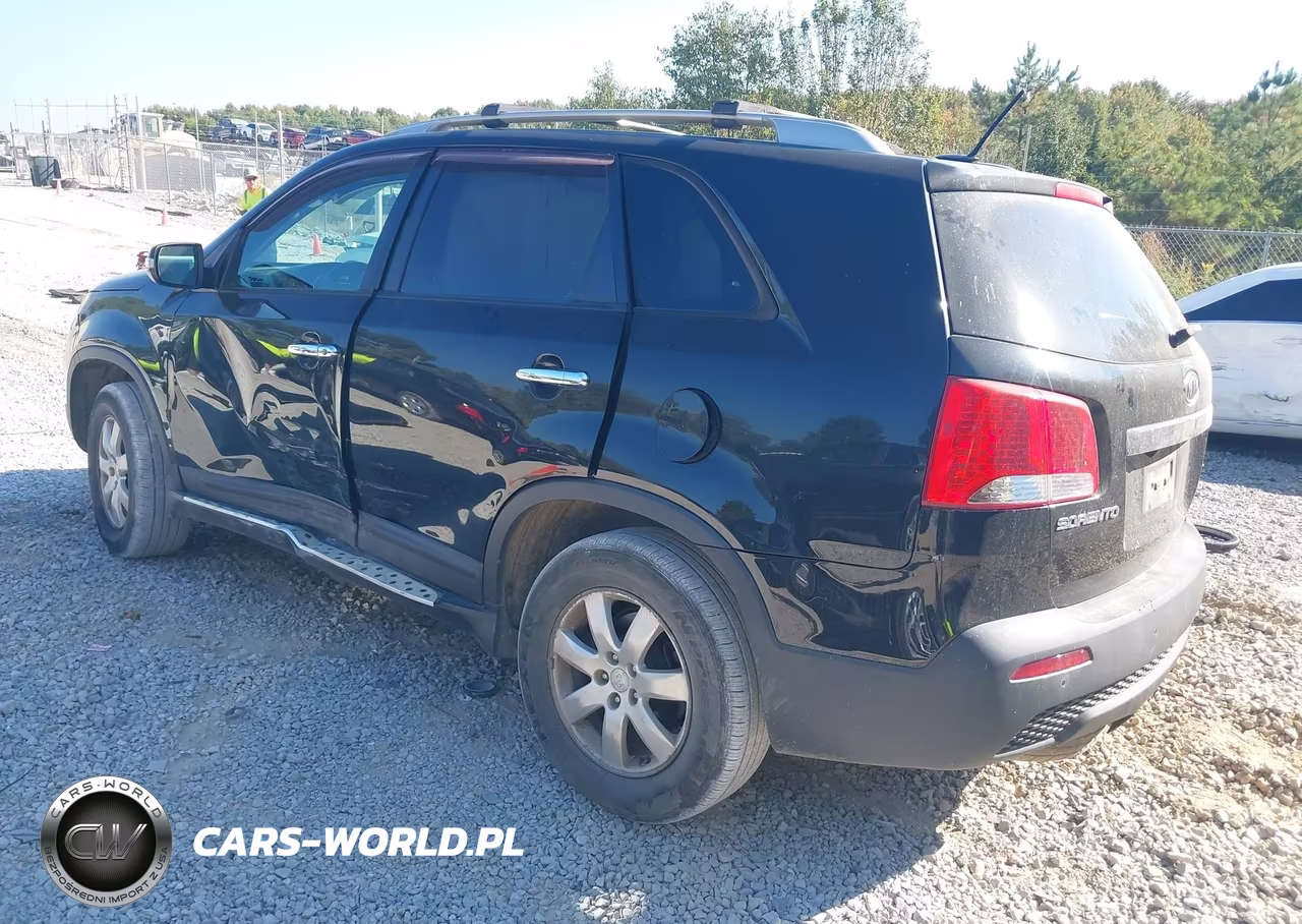 2011 Kia Sorento Lx VIN:5XYKT4A1XBG168904 - 3