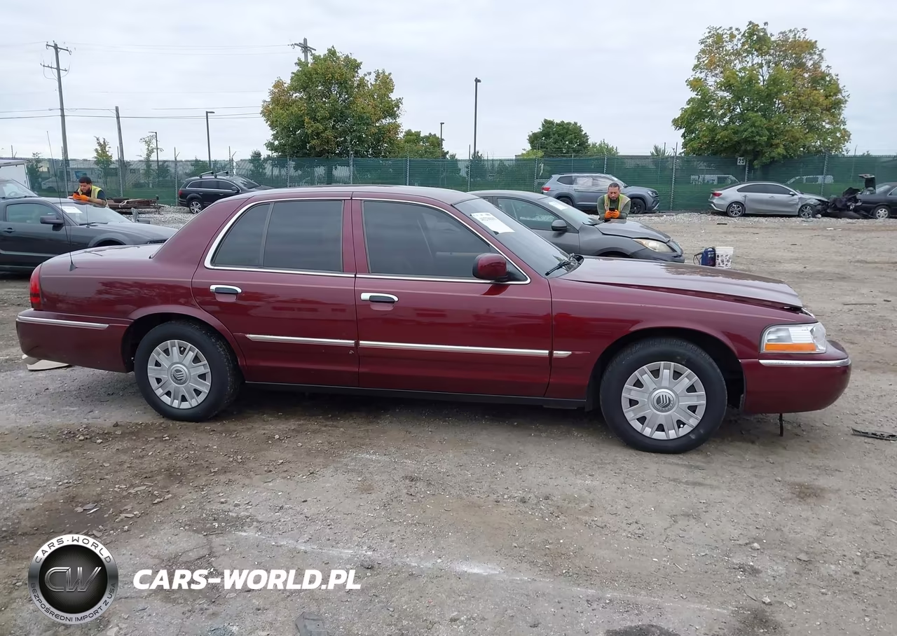 2005 Mercury Grand Marquis Gs VIN:2MEFM74W65X671668 - 13