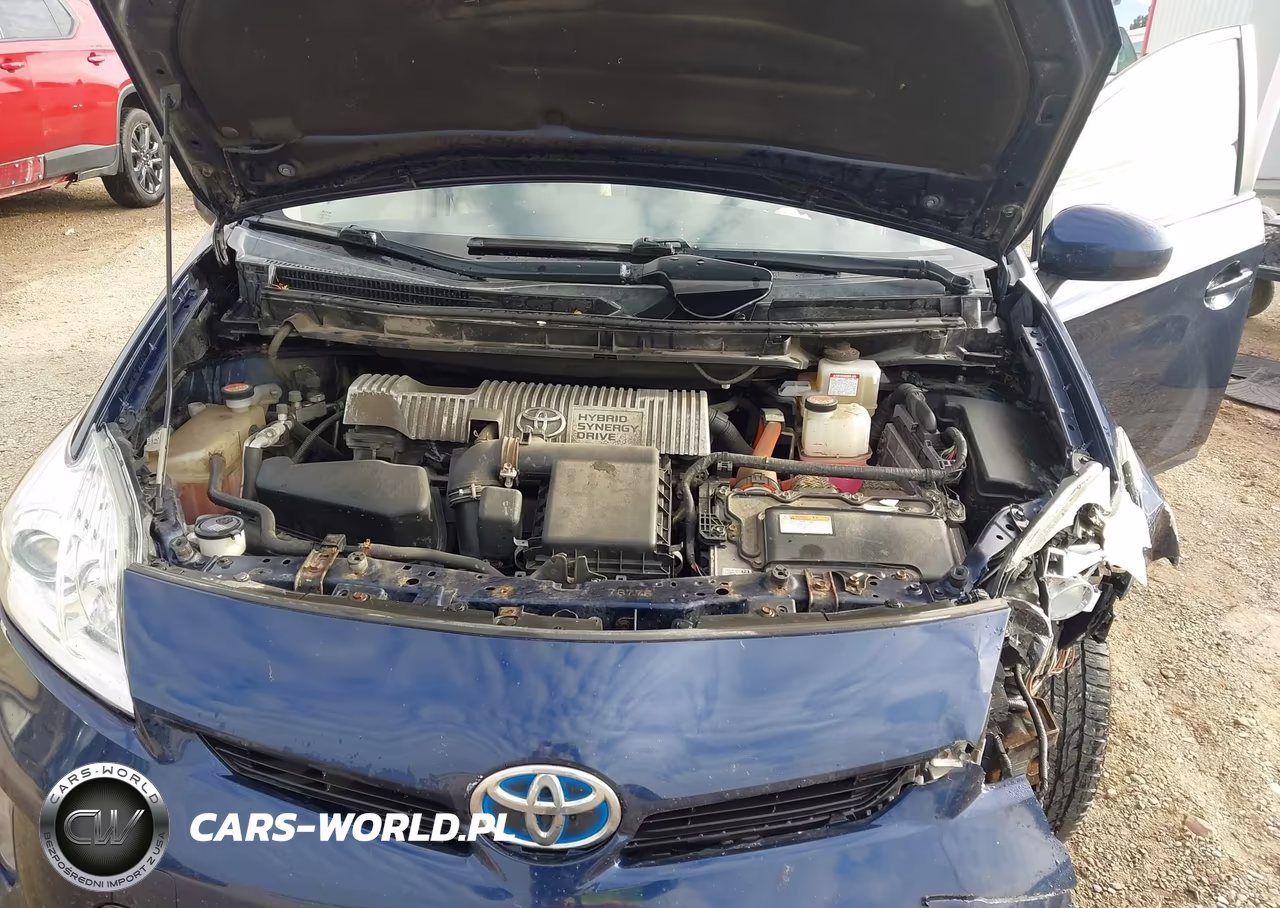 2015 Toyota Prius Two VIN:JTDKN3DU9F1900651 - 10