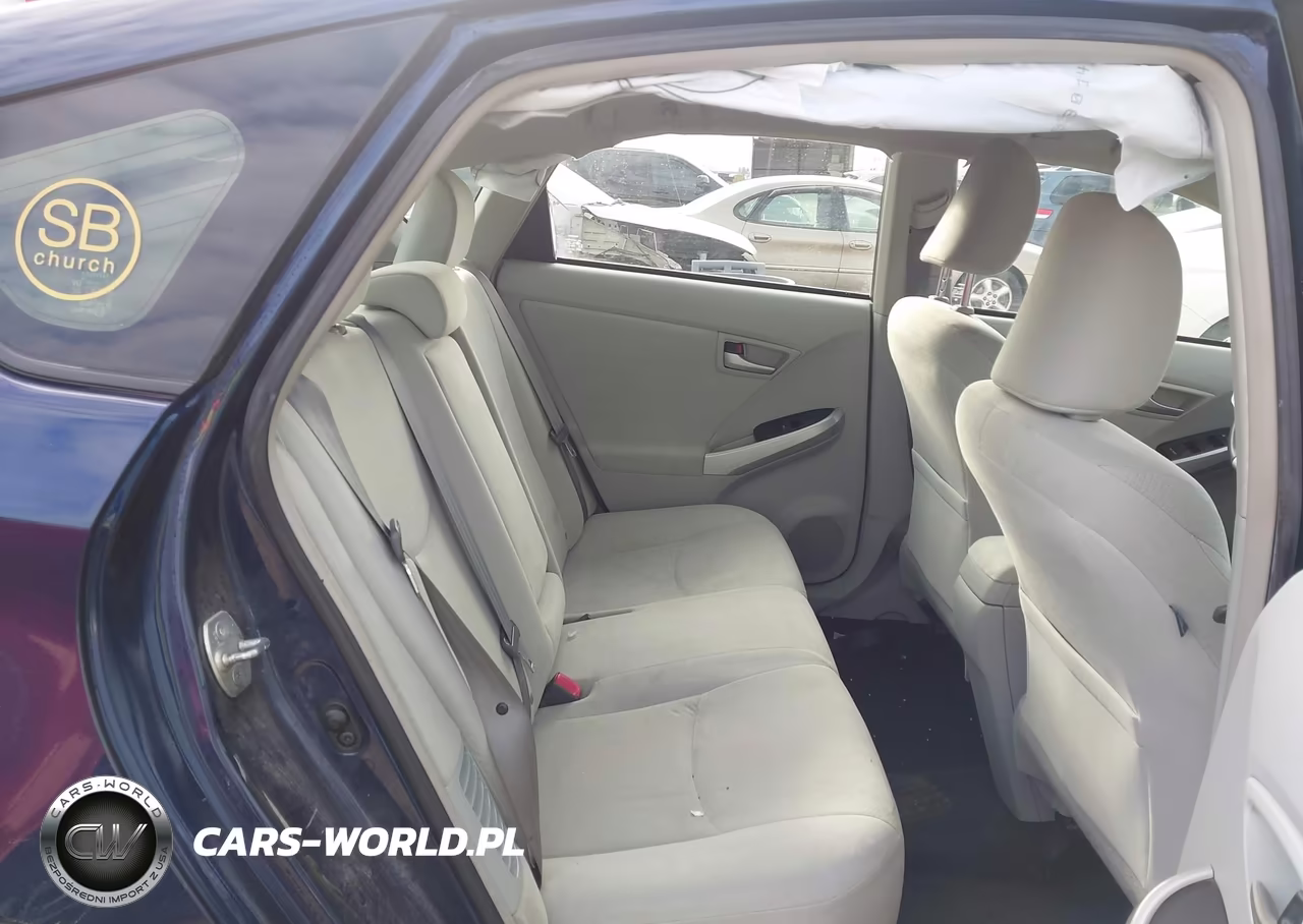 2015 Toyota Prius Two VIN:JTDKN3DU9F1900651 - 8