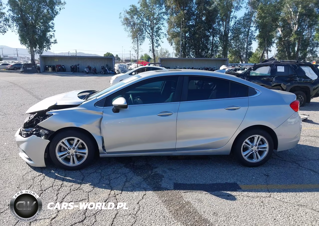 2017 Chevrolet Cruze Lt Auto VIN:1G1BE5SM5H7138779 - 17