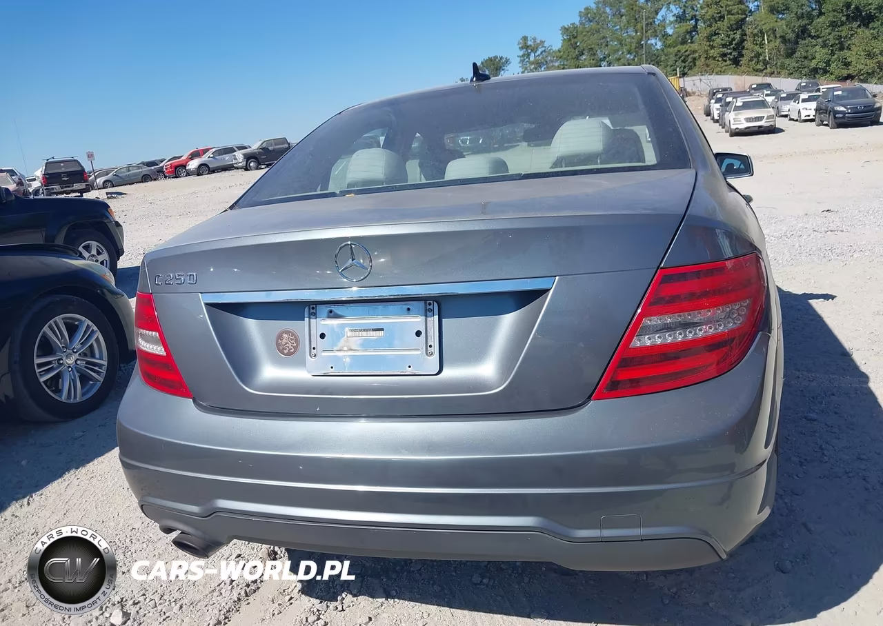 2012 Mercedes-Benz C 250 Sport VIN:WDDGF4HB7CR197653 - 16