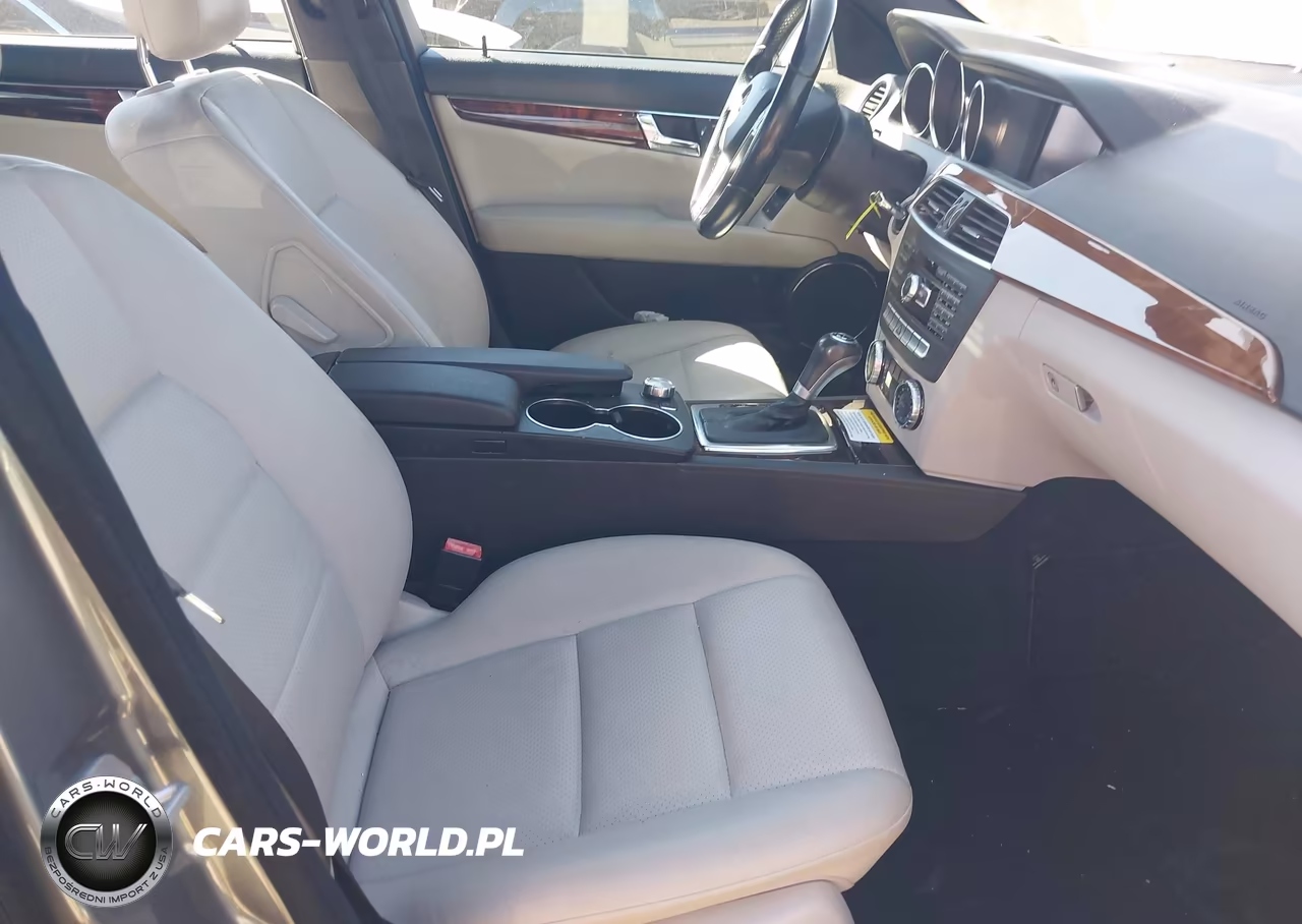 2012 Mercedes-Benz C 250 Sport VIN:WDDGF4HB7CR197653 - 5