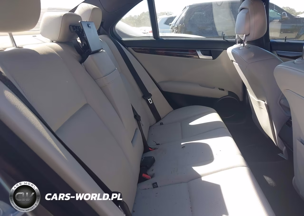 2012 Mercedes-Benz C 250 Sport VIN:WDDGF4HB7CR197653 - 8