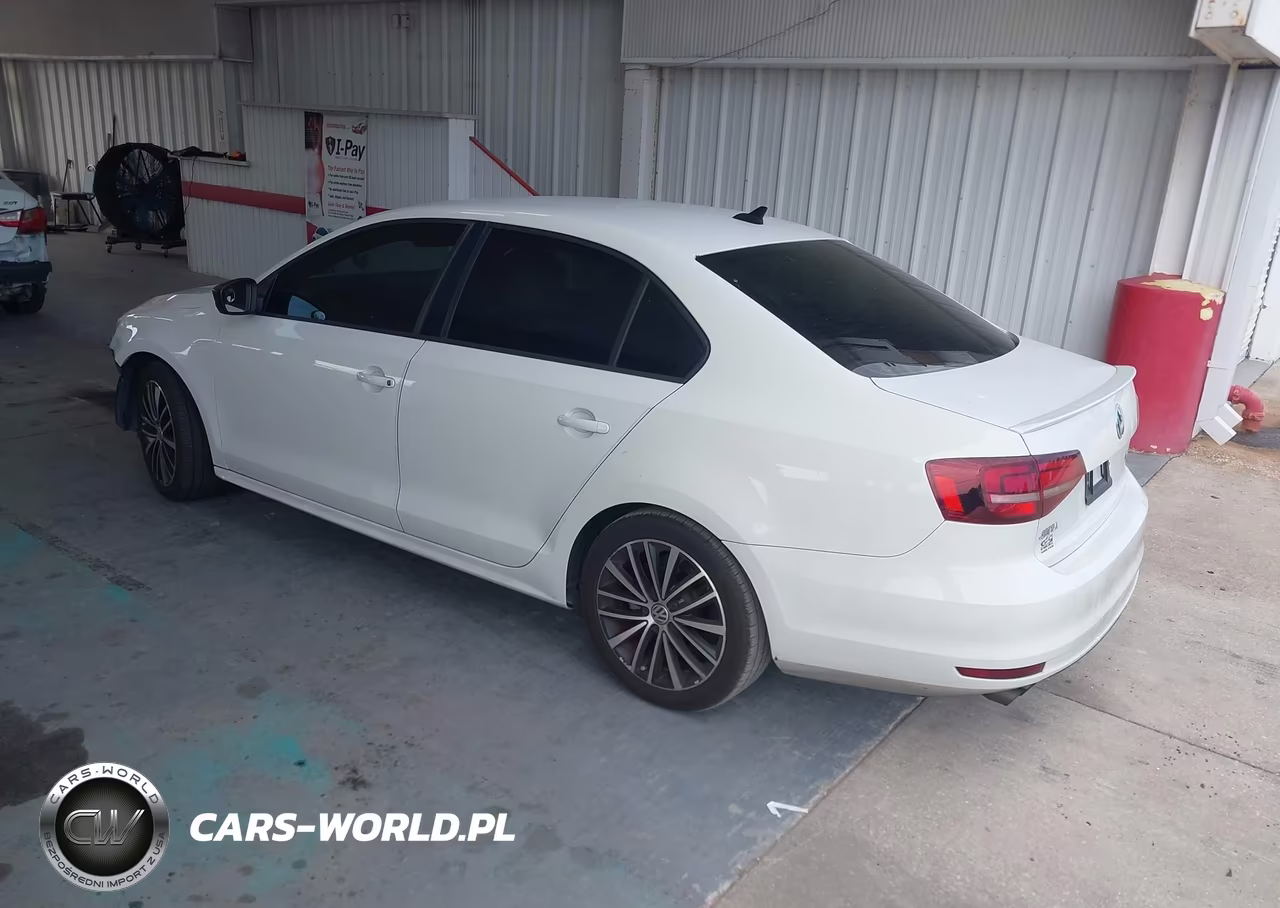 2016 Volkswagen Jetta 1.8T Sport VIN:3VWD17AJ5GM394811 - 3