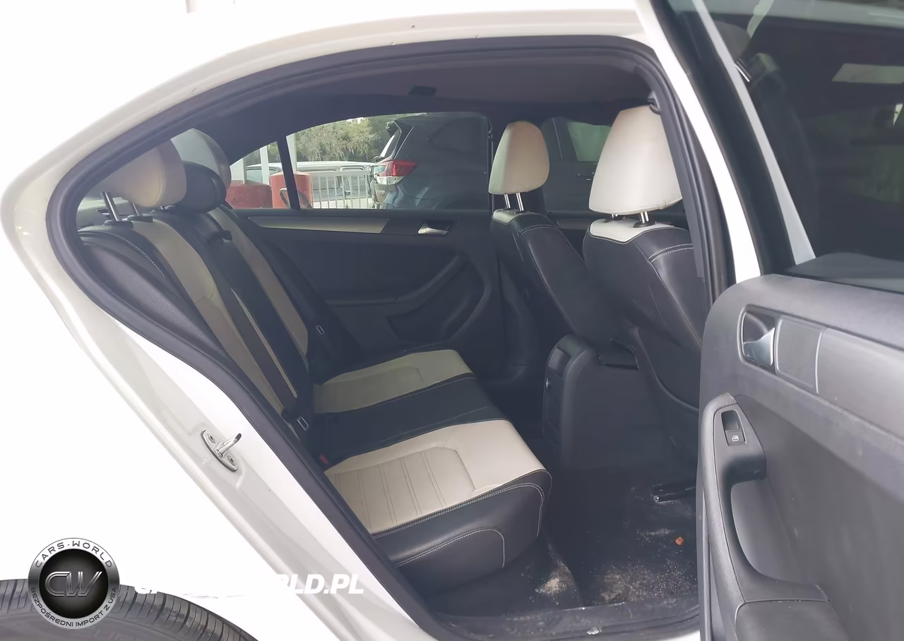 2016 Volkswagen Jetta 1.8T Sport VIN:3VWD17AJ5GM394811 - 8