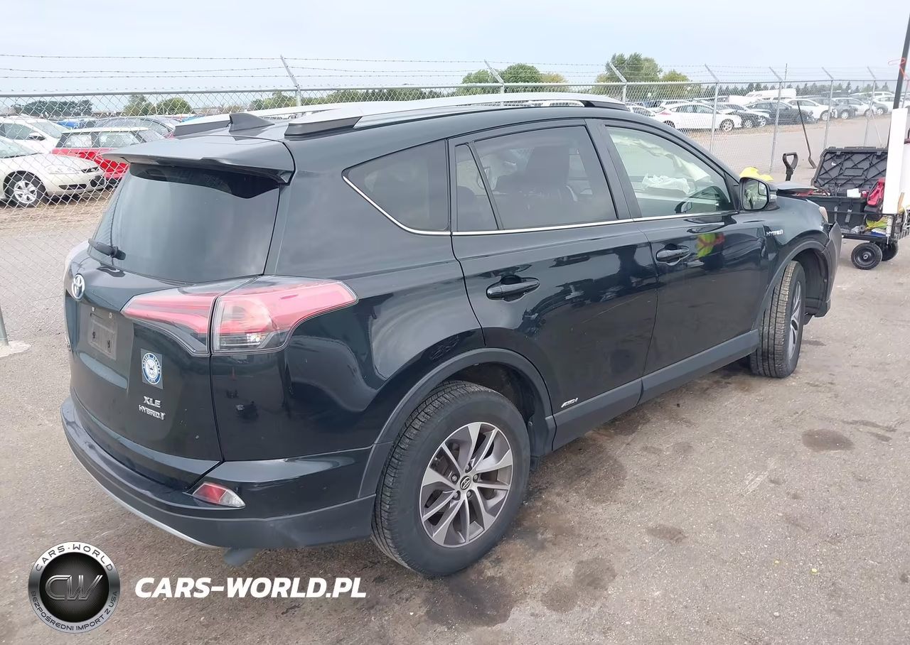 2018 Toyota Rav4 Hybrid Xle VIN:JTMRJREVXJD223914 - 4