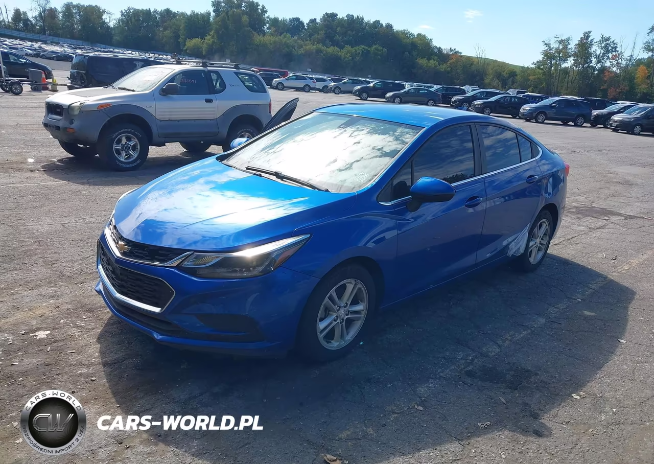 2018 Chevrolet Cruze Lt Auto VIN:1G1BE5SM2J7135358 - 2