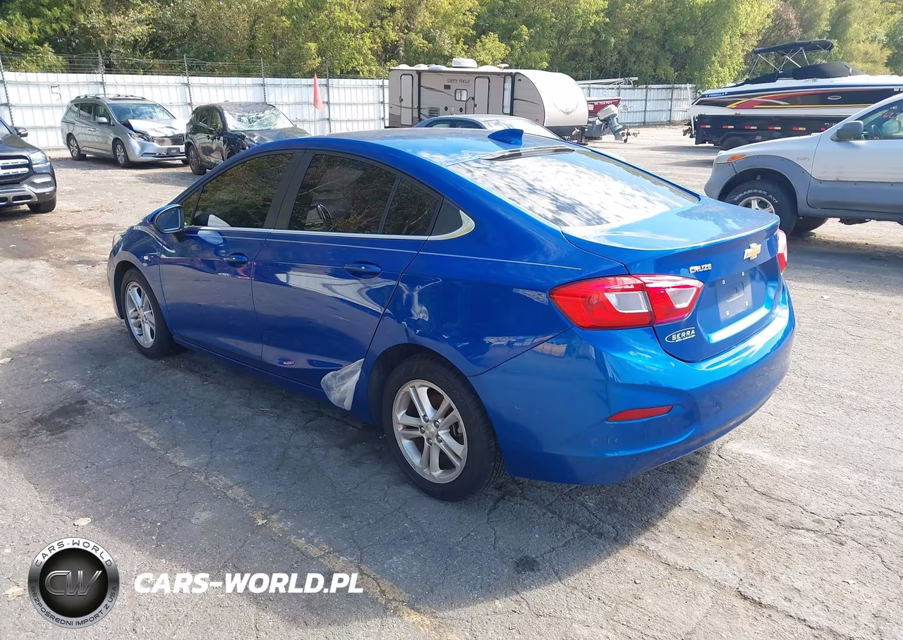 2018 Chevrolet Cruze Lt Auto VIN:1G1BE5SM2J7135358 - 3