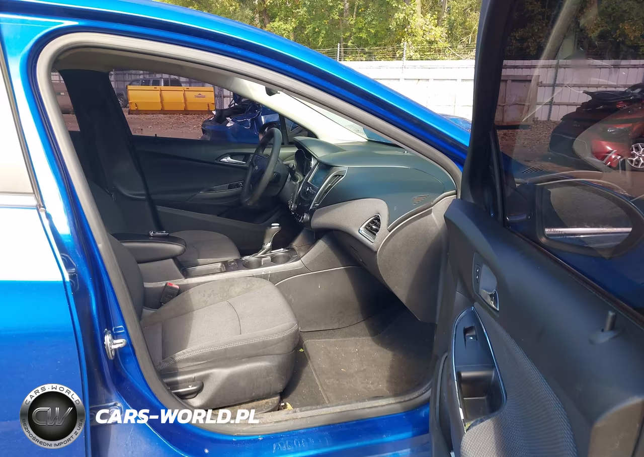 2018 Chevrolet Cruze Lt Auto VIN:1G1BE5SM2J7135358 - 5