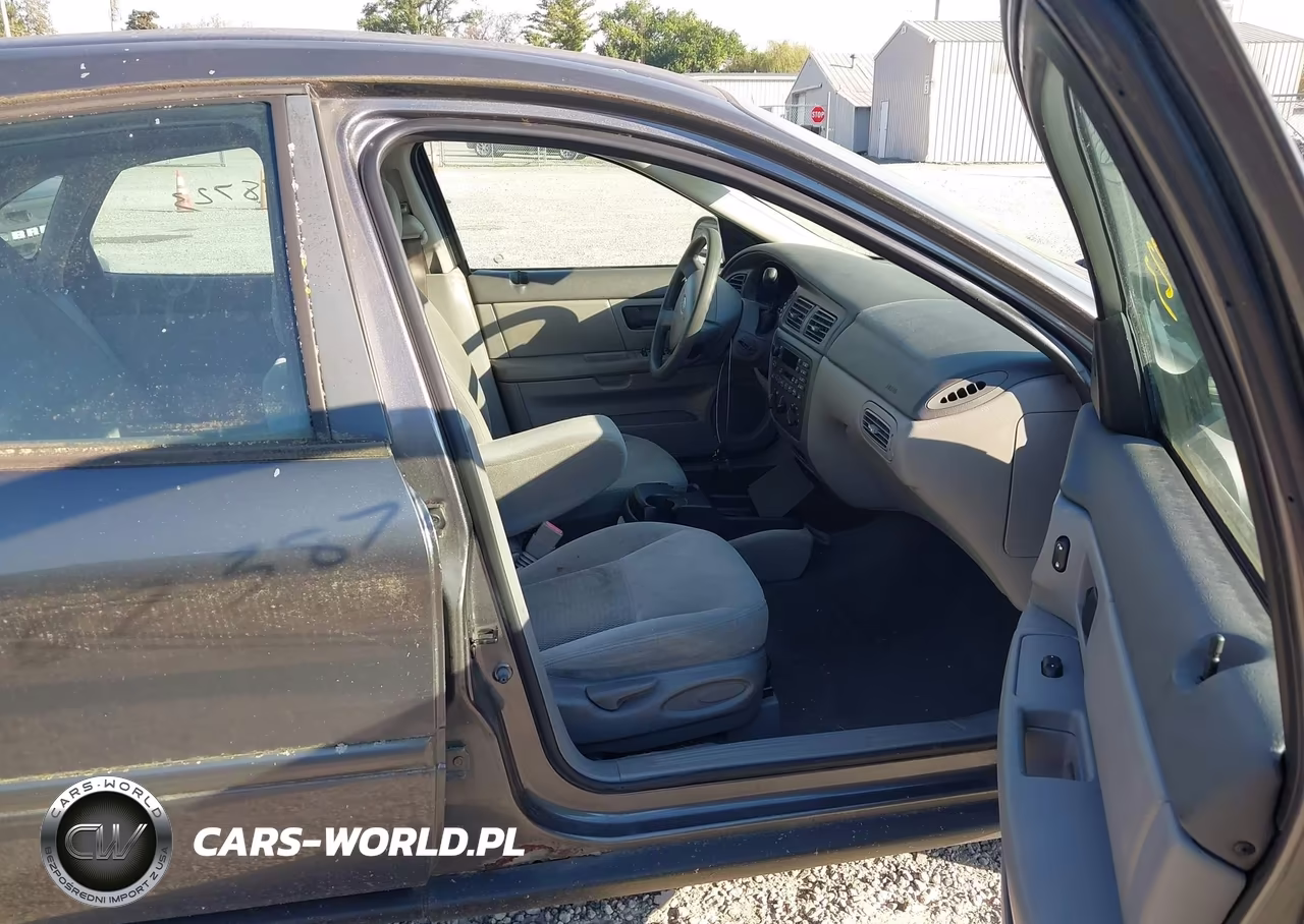 2004 Ford Taurus Se VIN:1FAFP53U34A137330 - 5