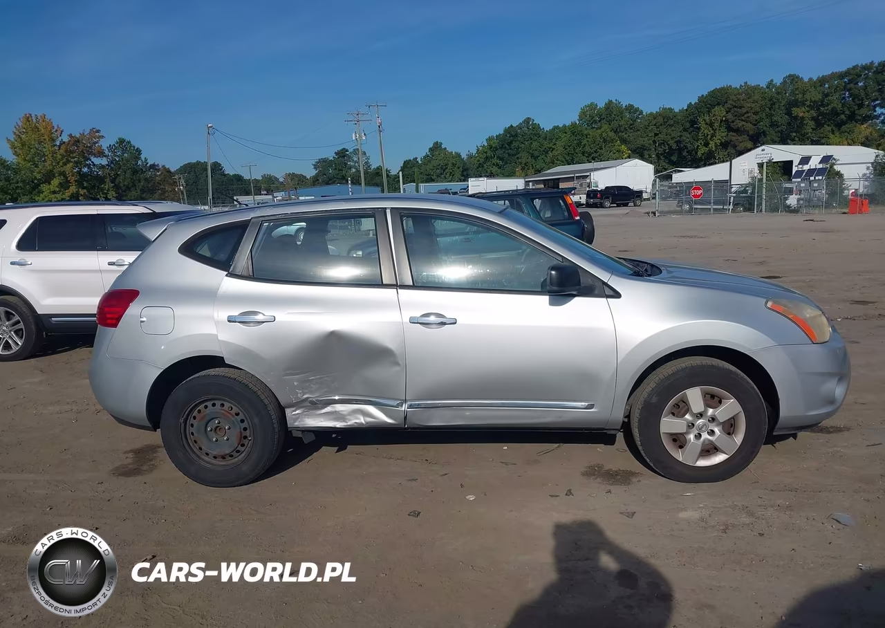 2013 Nissan Rogue S VIN:JN8AS5MT7DW545944 - 13