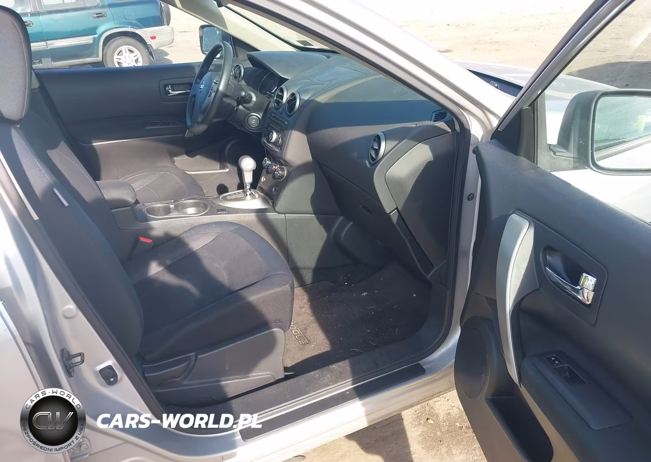 2013 Nissan Rogue S VIN:JN8AS5MT7DW545944 - 5