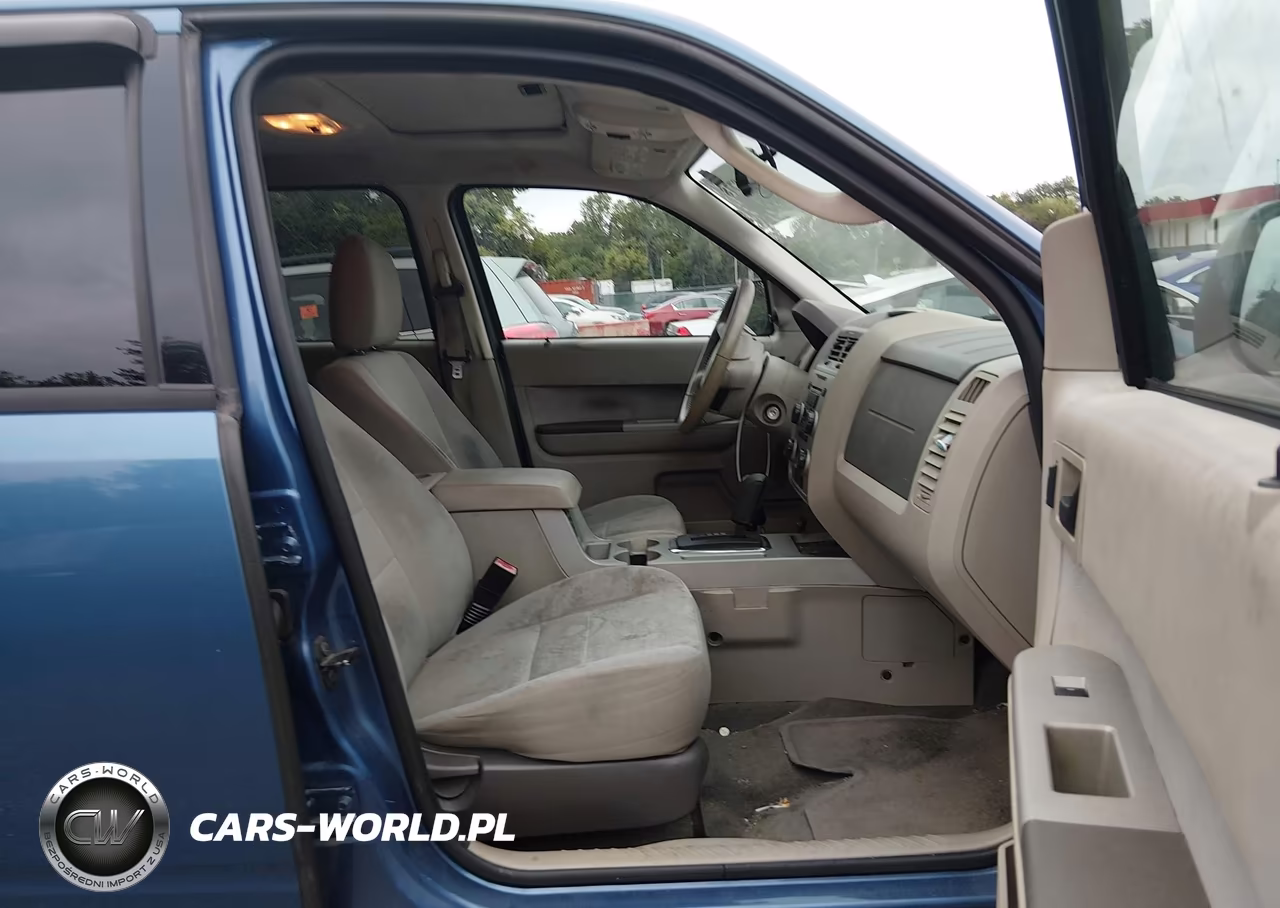 2010 Ford Escape Xlt VIN:1FMCU0DG4AKC66759 - 5
