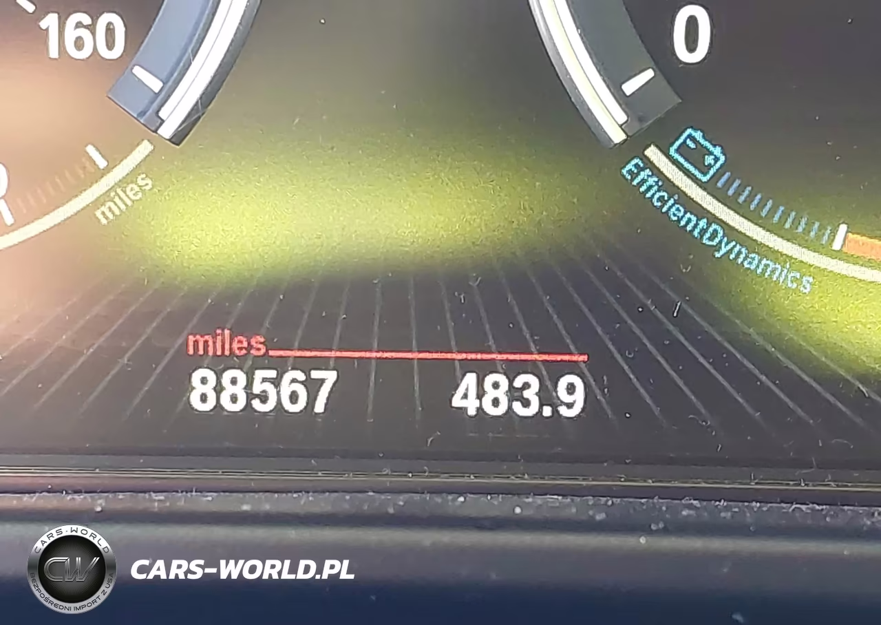 2015 BMW X5 xDrive35I VIN:5UXKR0C59F0K64637 - 15
