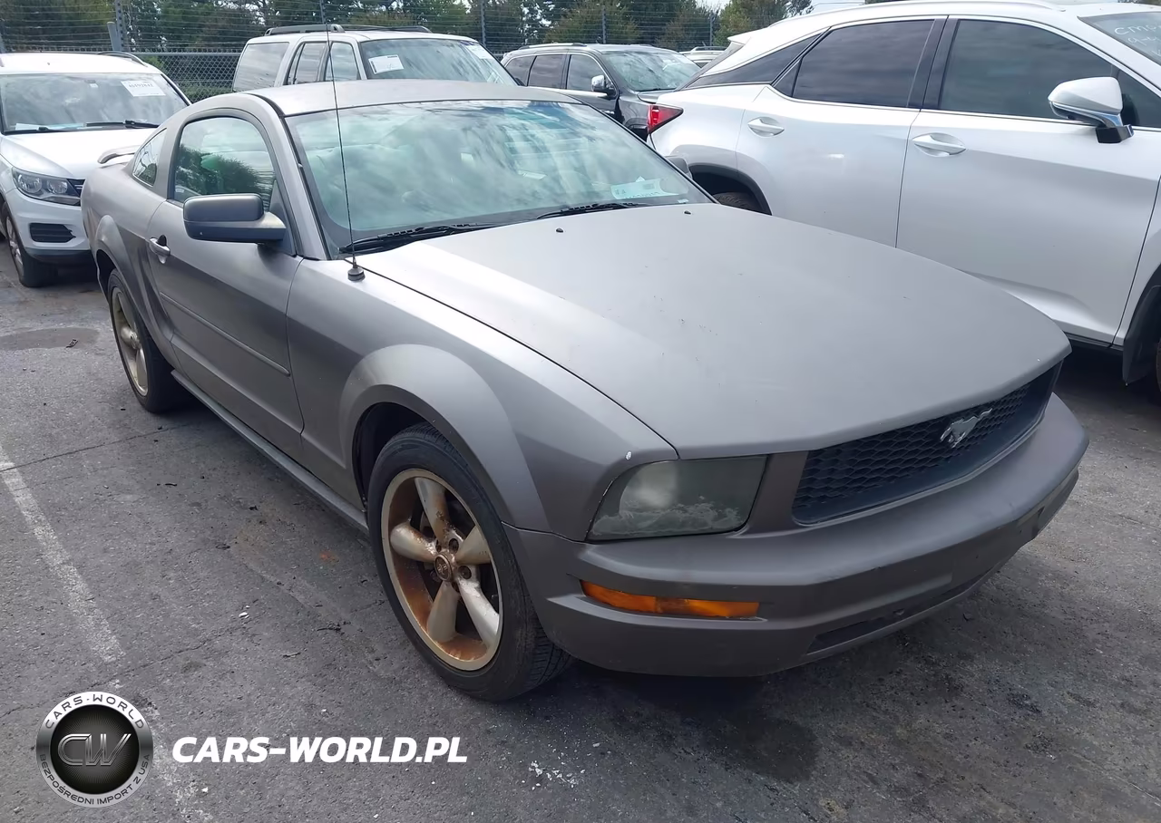 2005 Ford Mustang V6 Deluxe-V6 Premium
