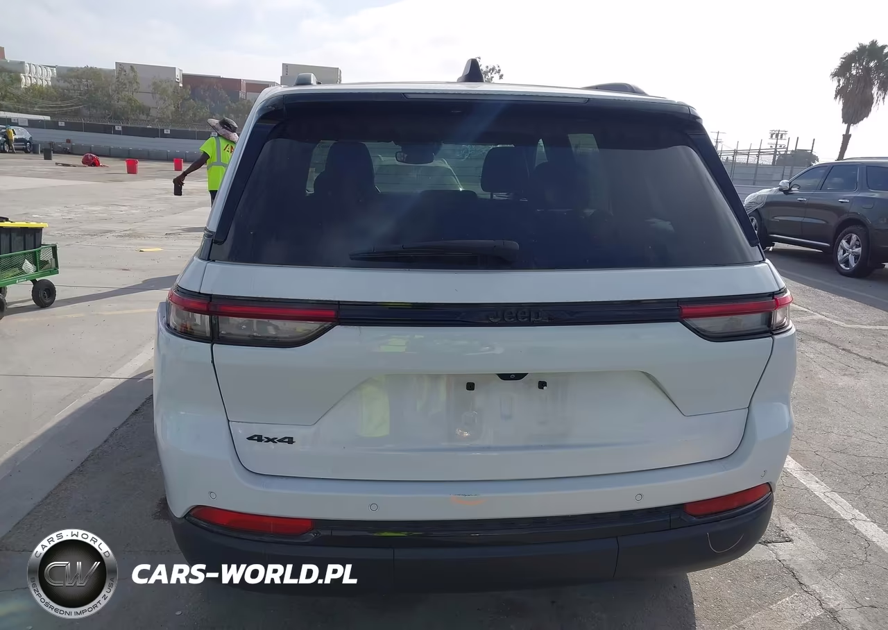 2024 Jeep Grand Cherokee Altitude X 4X4 VIN:1C4RJHAG7RC706179 - 17