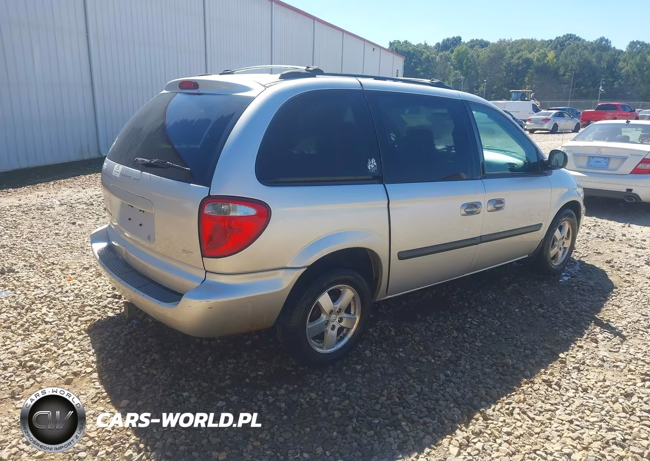 2005 Dodge Caravan Sxt VIN:1D4GP45R95B234161 - 4