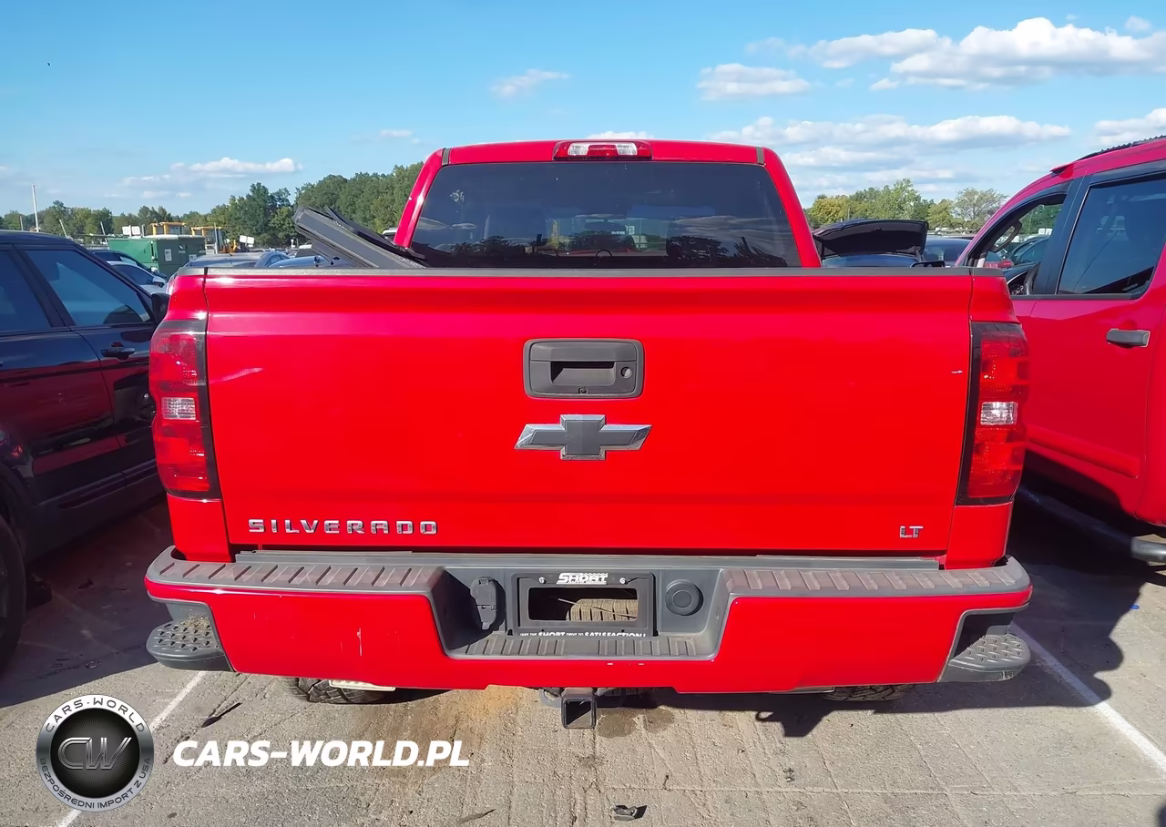 2018 Chevrolet Silverado 1500 2Lt VIN:3GCUKREC8JG527848 - 16