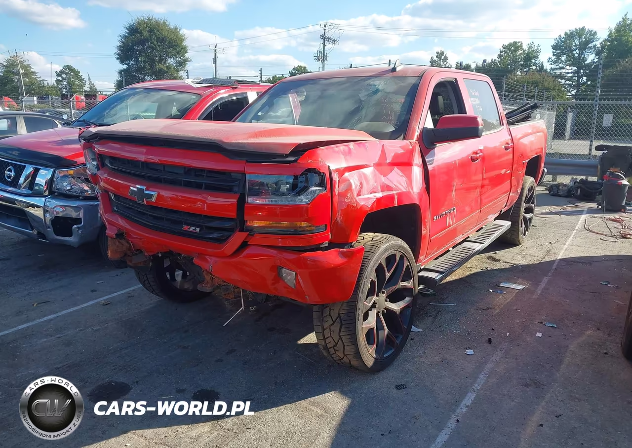 2018 Chevrolet Silverado 1500 2Lt VIN:3GCUKREC8JG527848 - 2