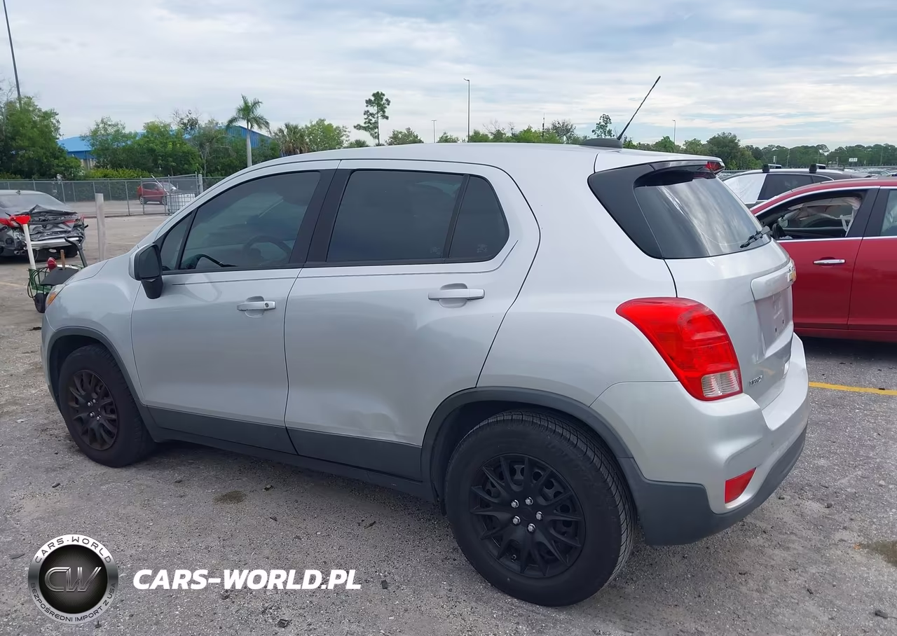 2018 Chevrolet Trax Ls VIN:3GNCJKSBXJL214543 - 13