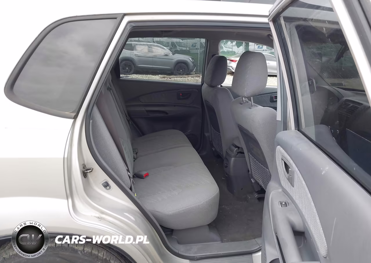 2005 Hyundai Tucson Gl VIN:KM8JM12B45U152923 - 8