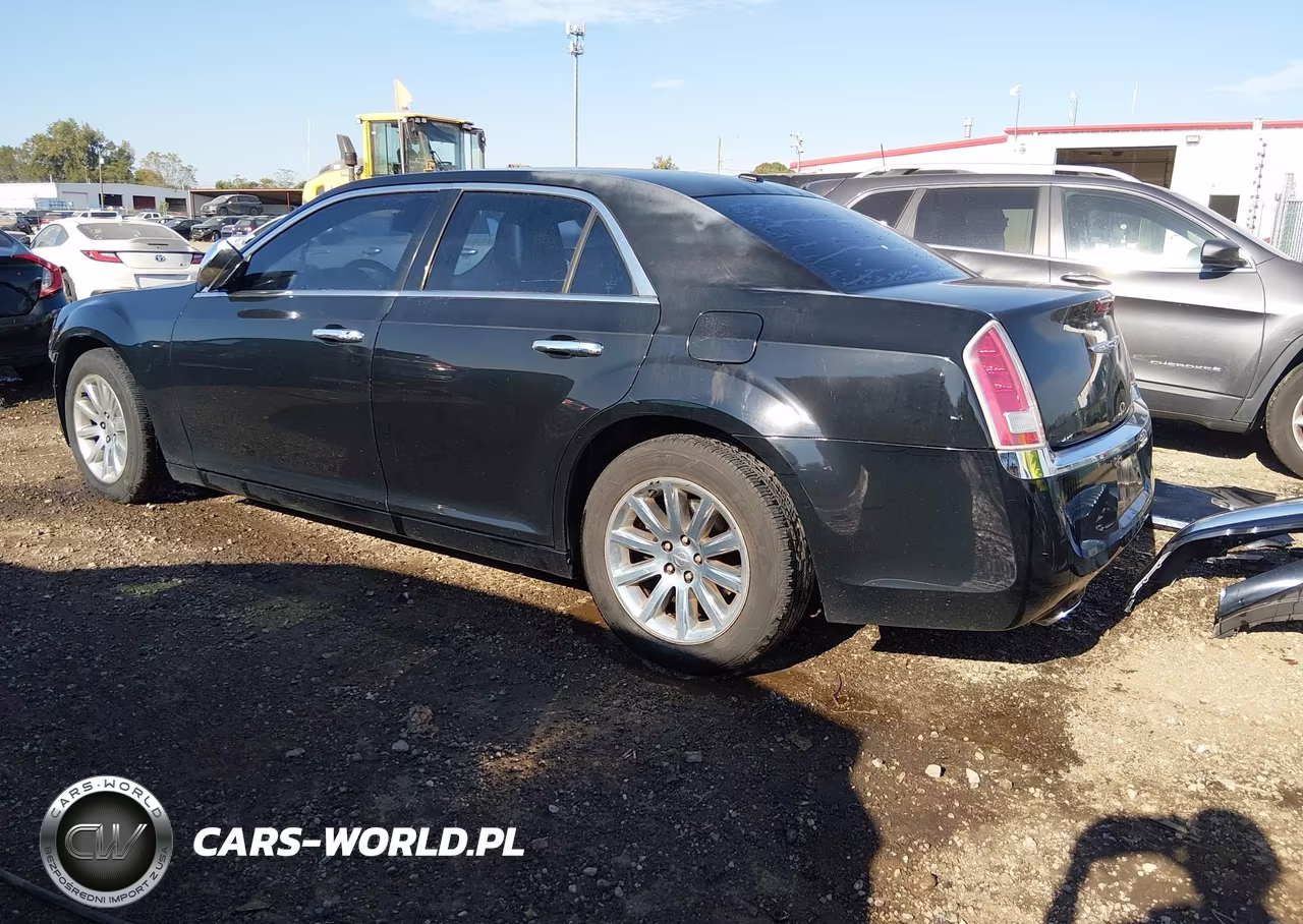 2012 Chrysler 300 Limited VIN:2C3CCACG3CH226976 - 3