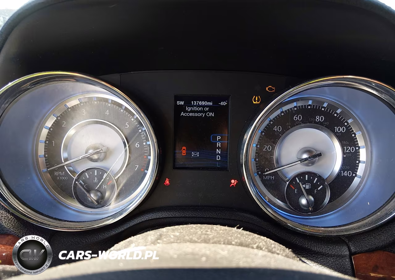 2012 Chrysler 300 Limited VIN:2C3CCACG3CH226976 - 7