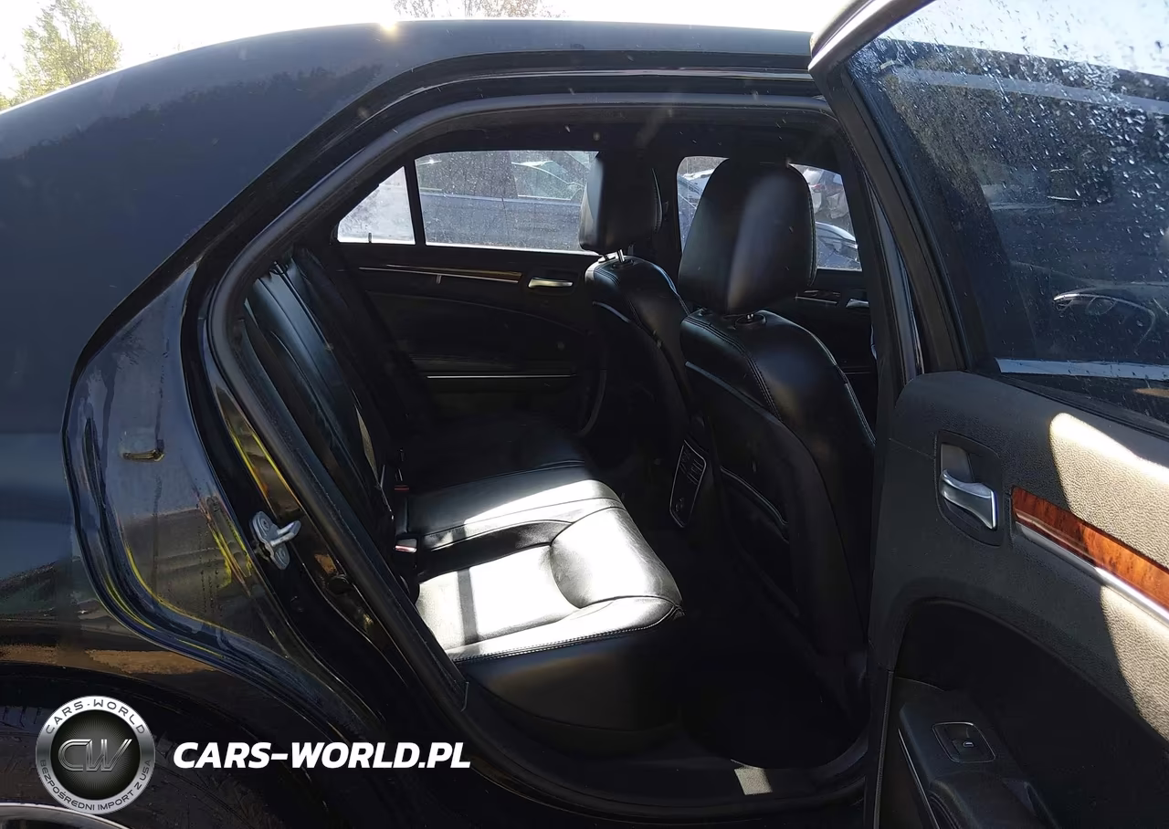 2012 Chrysler 300 Limited VIN:2C3CCACG3CH226976 - 8