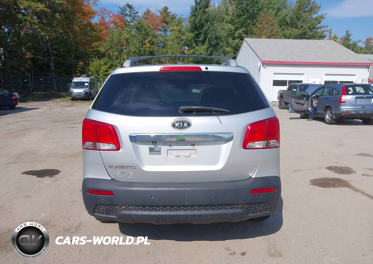 2011 Kia Sorento Lx VIN:5XYKT3A1XBG184885 - 15
