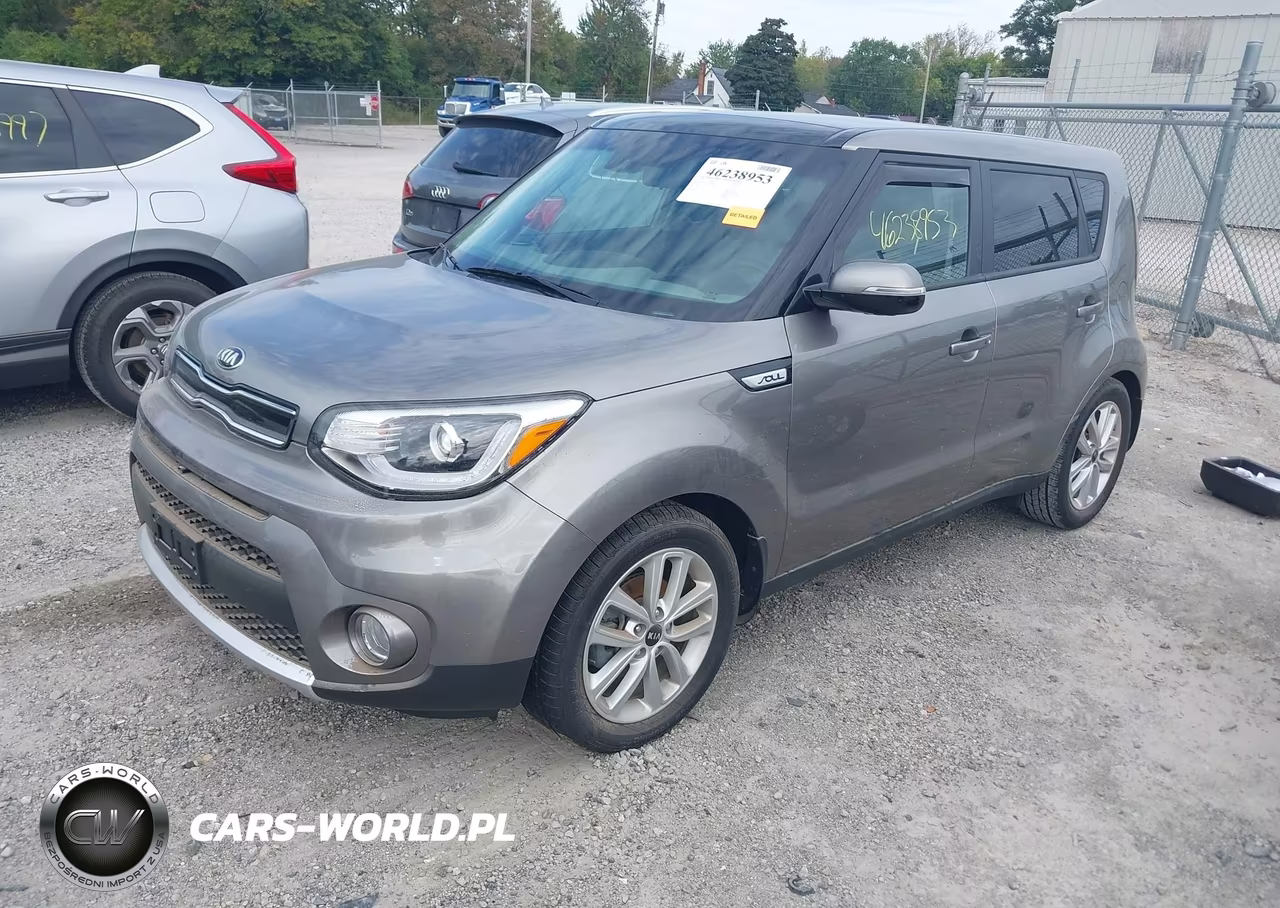 2018 Kia Soul + VIN:KNDJP3A56J7603992 - 2