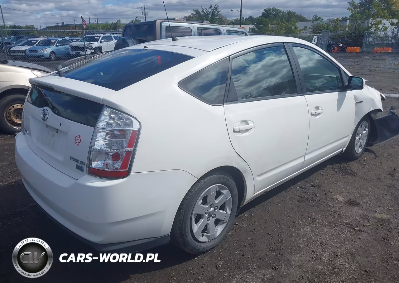 2009 Toyota Prius VIN:JTDKB20UX97859165 - 4
