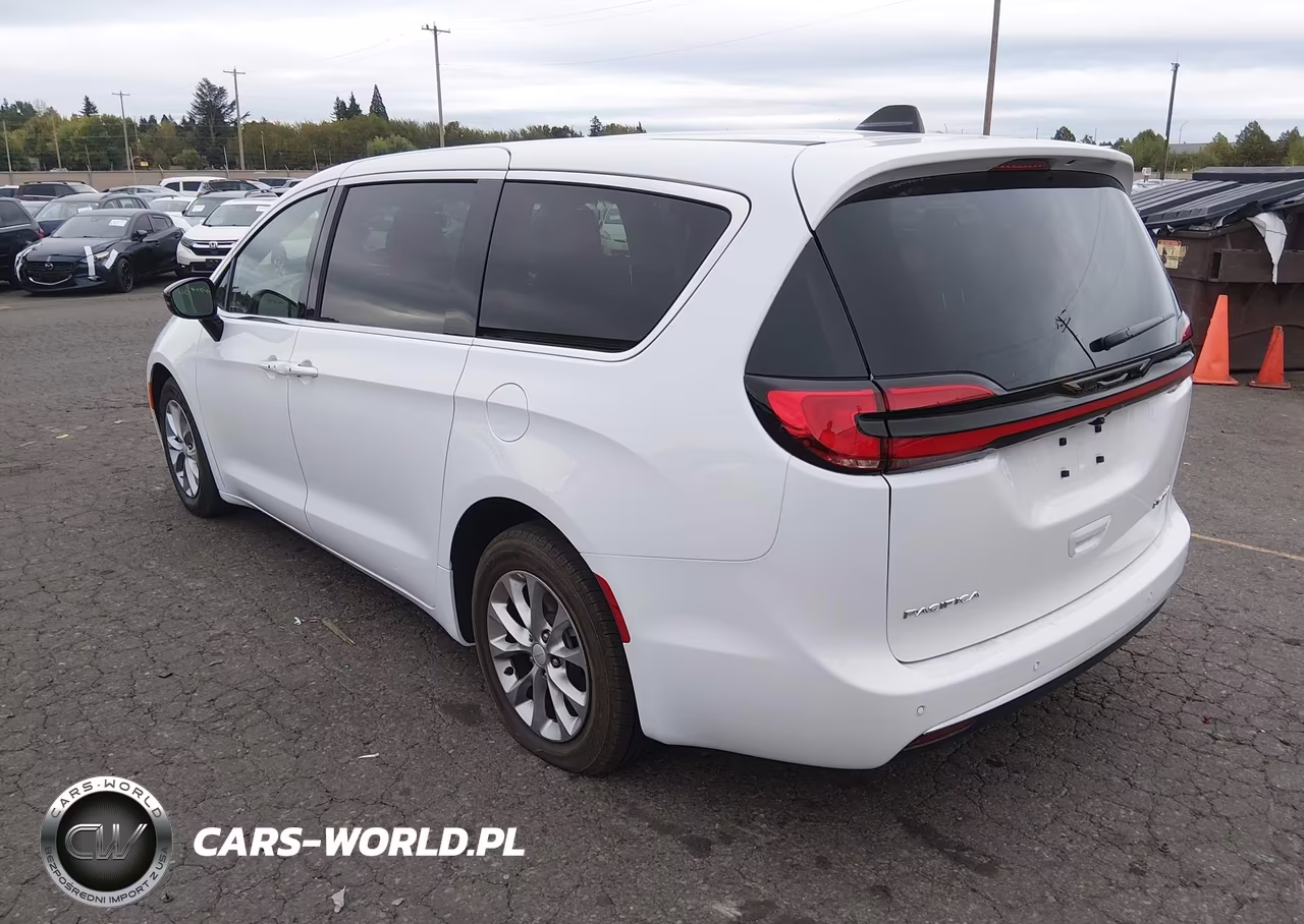 2027 Chrysler Pacifica VIN:2C4RC1GGXVR587313 - 3