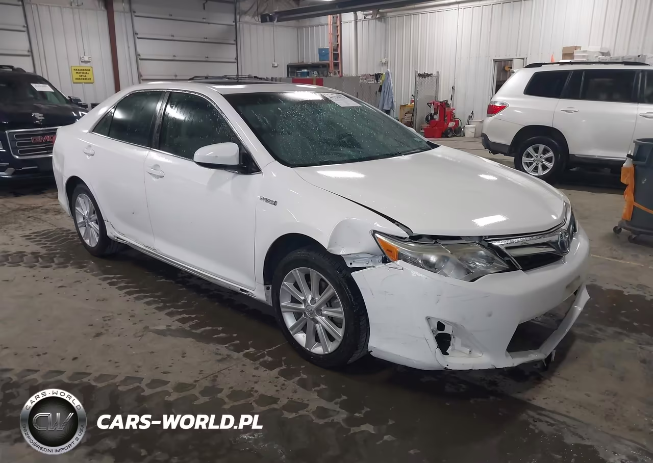 2012 Toyota Camry Hybrid Xle – zdjęcie 1 z 16