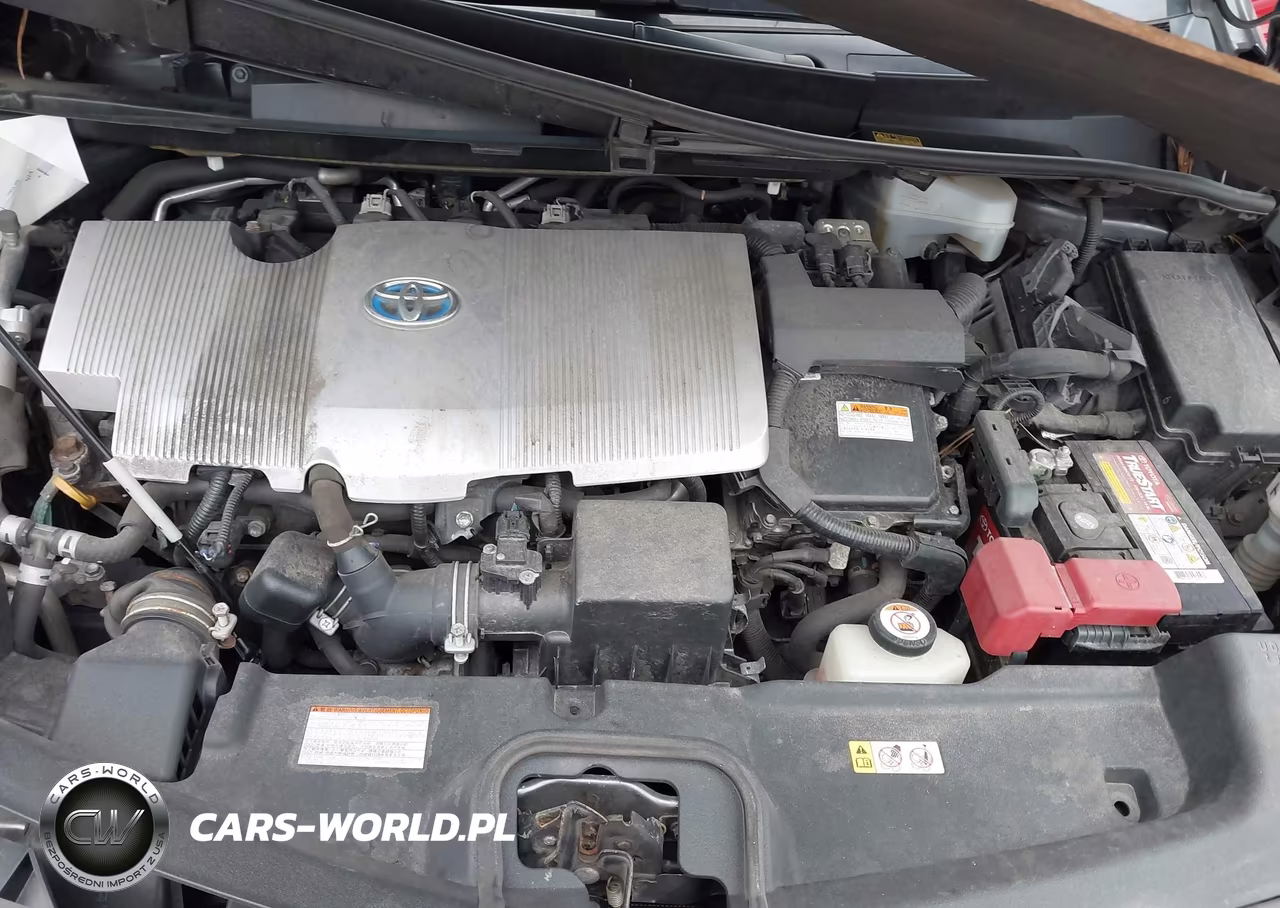 2018 Toyota Prius Prime Advanced VIN:JTDKARFP8J3079965 - 10