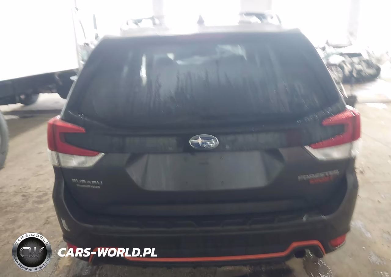 2022 Subaru Forester Sport VIN:JF2SKAJC3NH461818 - 17