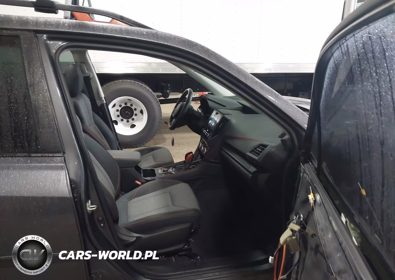 2022 Subaru Forester Sport VIN:JF2SKAJC3NH461818 - 5