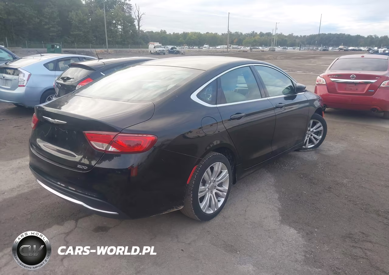 2016 Chrysler 200 Limited VIN:1C3CCCAB9GN118863 - 4