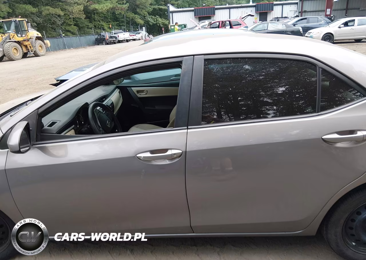 2016 Toyota Corolla Le VIN:2T1BURHE7GC665592 - 14