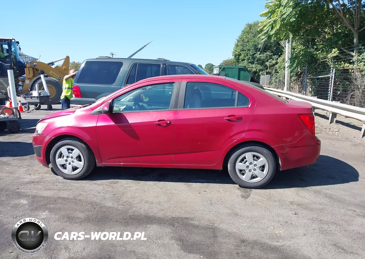 2013 Chevrolet Sonic Ls Auto VIN:1G1JA5SH1D4249366 - 14