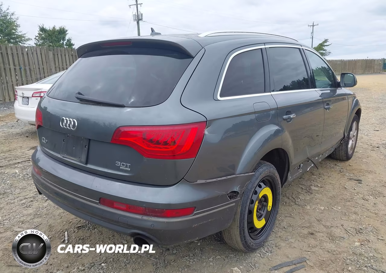 2015 Audi Q7 3.0T Premium VIN:WA1LGAFE8FD027802 - 4
