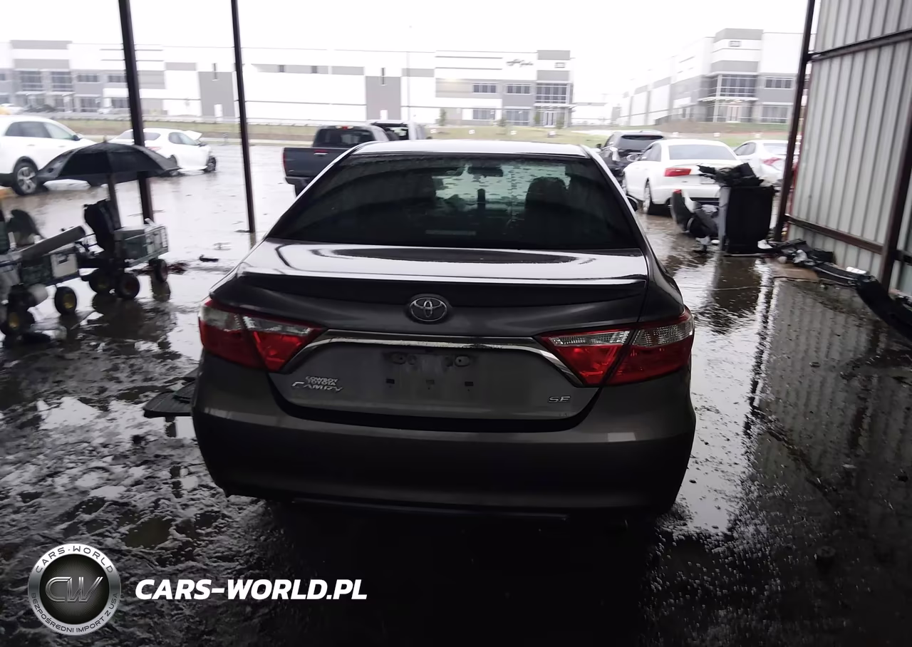 2017 Toyota Camry Se VIN:4T1BF1FK4HU662900 - 16