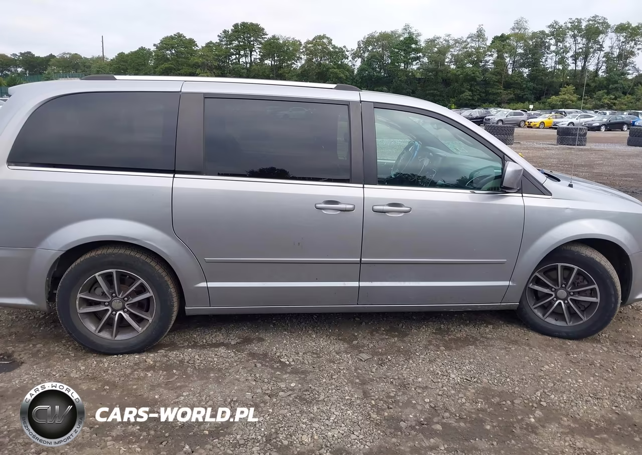 2017 Dodge Grand Caravan Sxt VIN:2C4RDGCG1HR818528 - 13