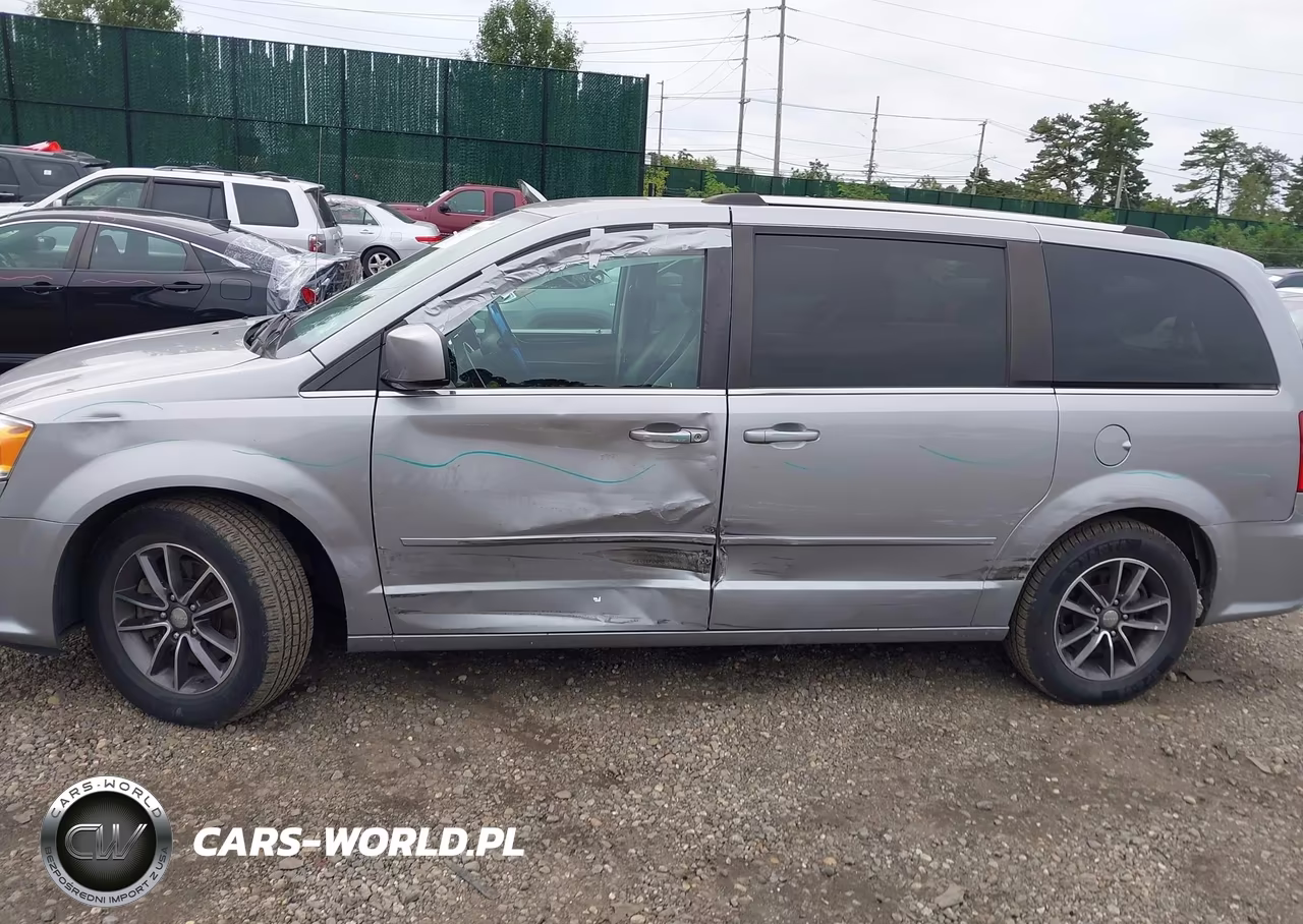 2017 Dodge Grand Caravan Sxt VIN:2C4RDGCG1HR818528 - 14