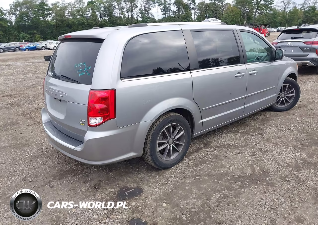2017 Dodge Grand Caravan Sxt VIN:2C4RDGCG1HR818528 - 4