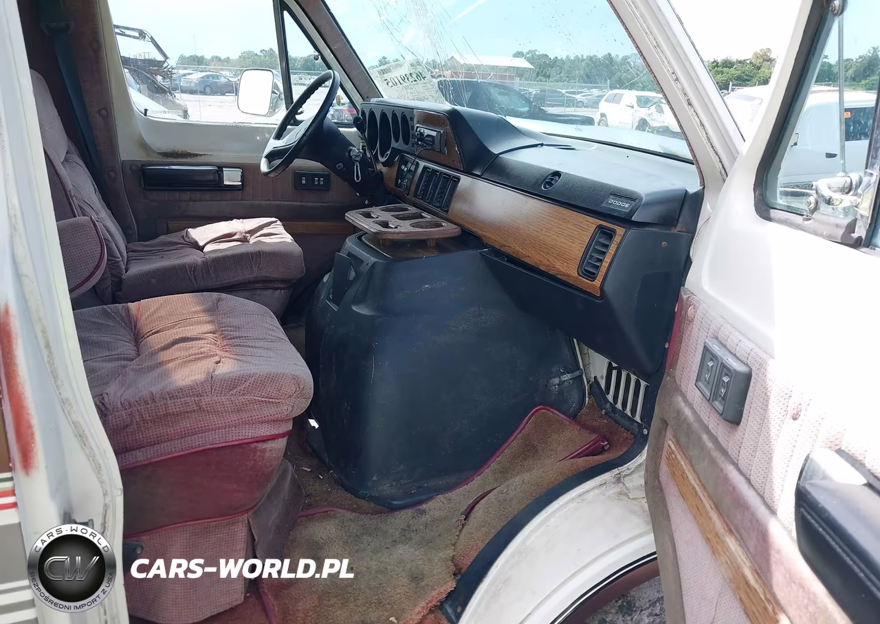 1987 Dodge Ram Van B250 VIN:2B6HB23T1HK218025 - 5