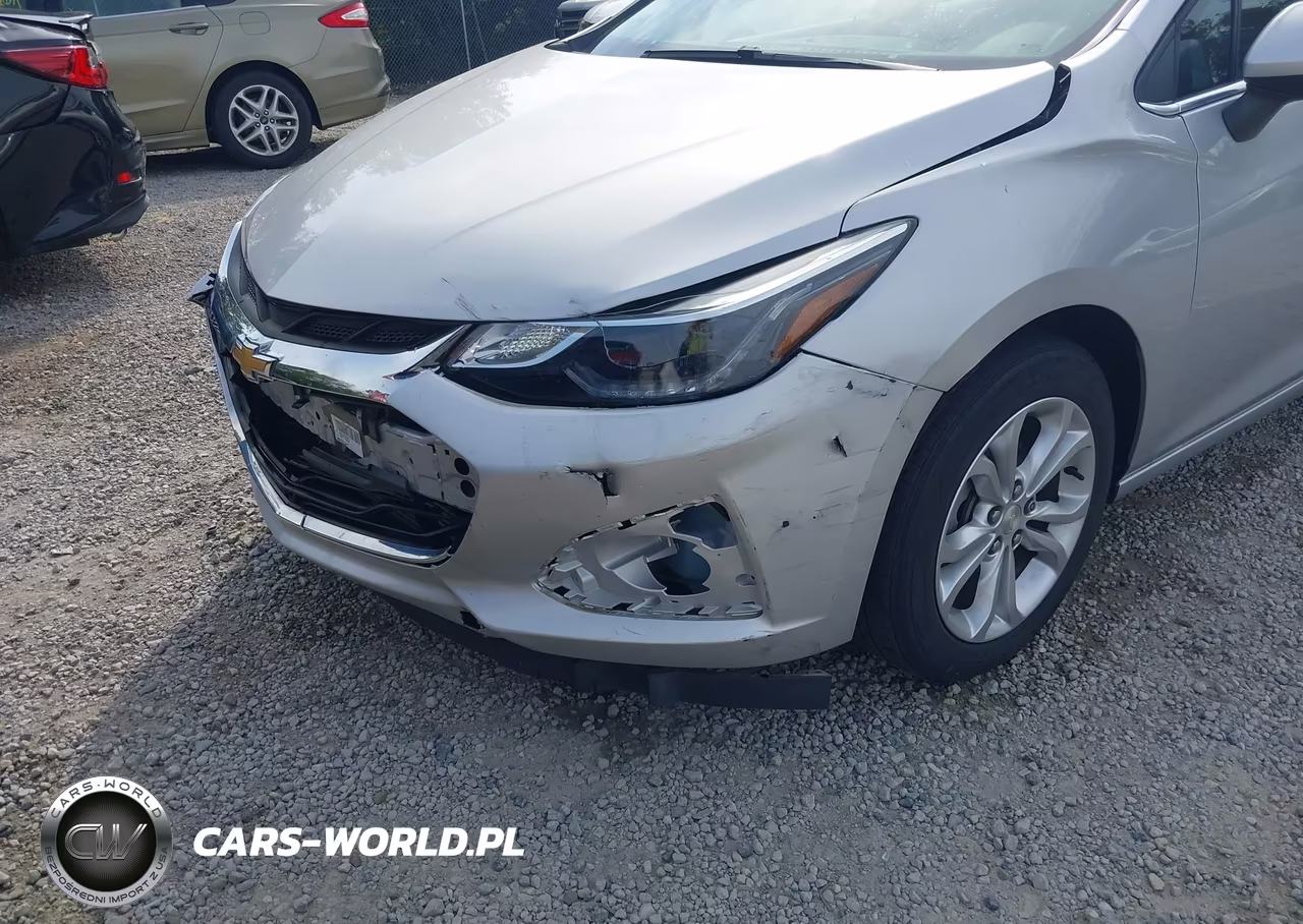 2019 Chevrolet Cruze Lt VIN:1G1BE5SM6K7118340 - 18