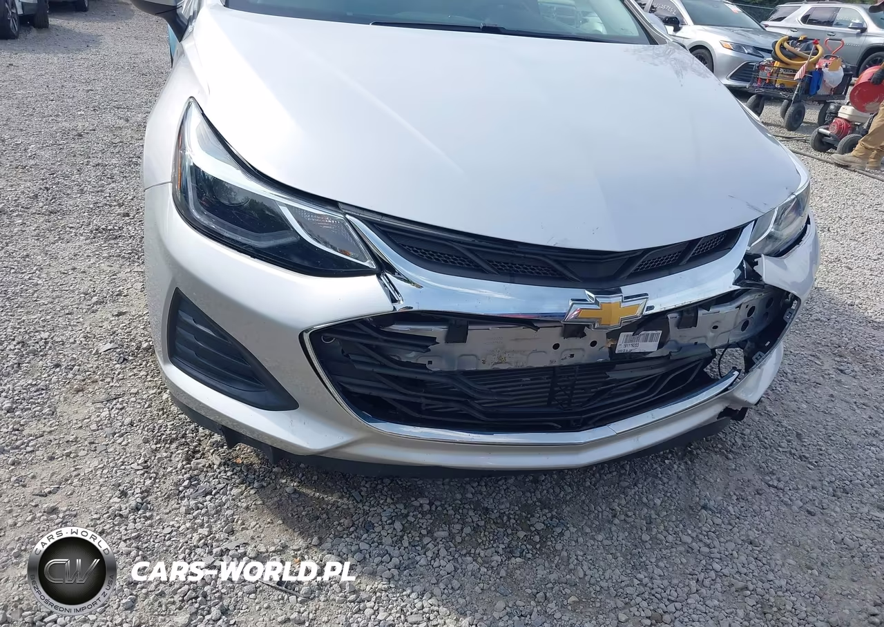 2019 Chevrolet Cruze Lt VIN:1G1BE5SM6K7118340 - 6